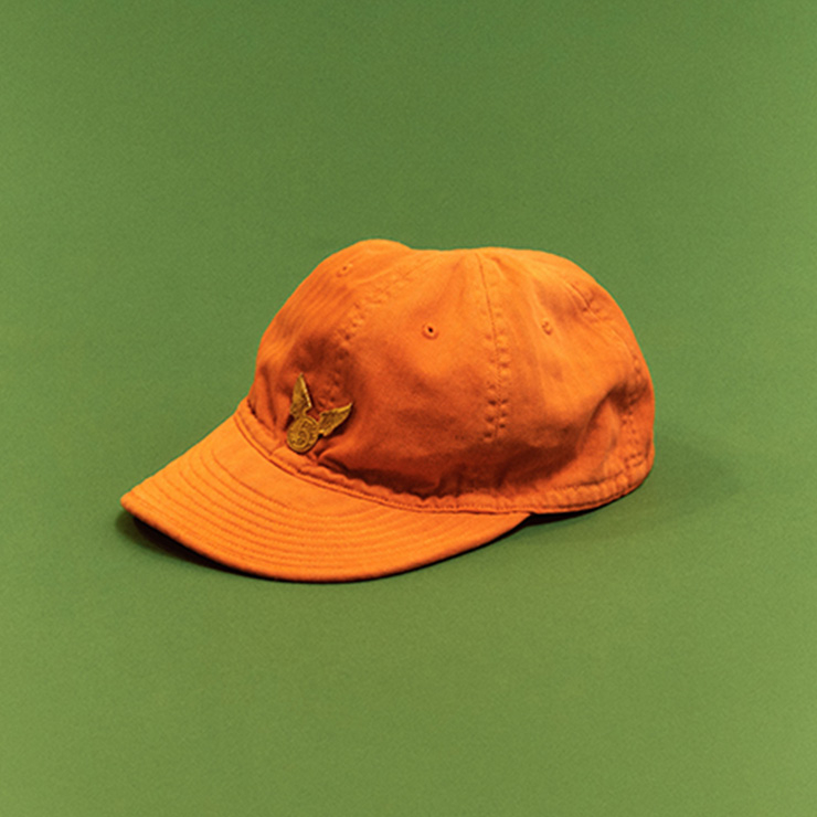 RRL 캡에 RRL 배지를 달아서 쓴다.