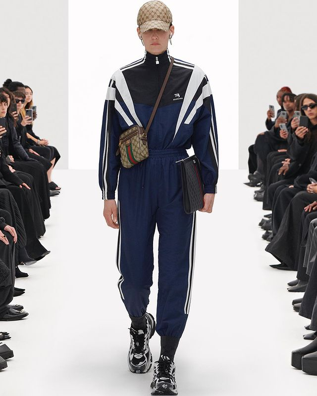 BALENCIAGA