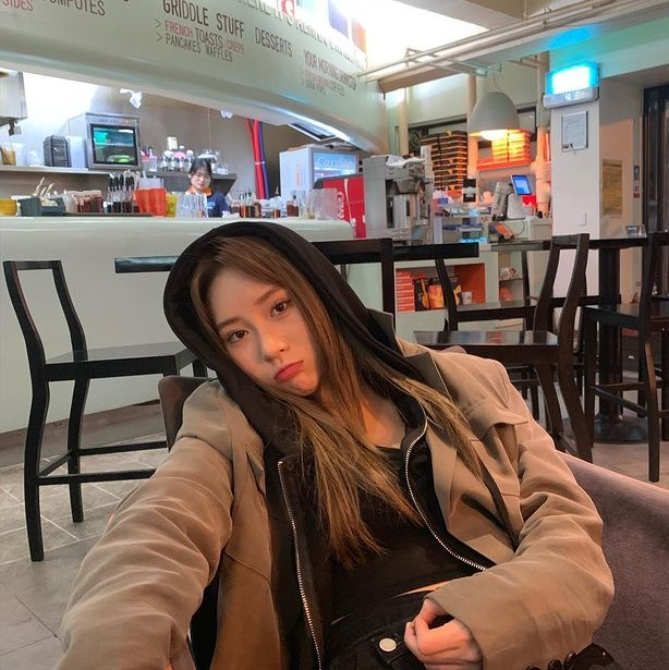 로잘린 인스타그램 @rozallllll