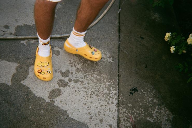 crocs_thumb