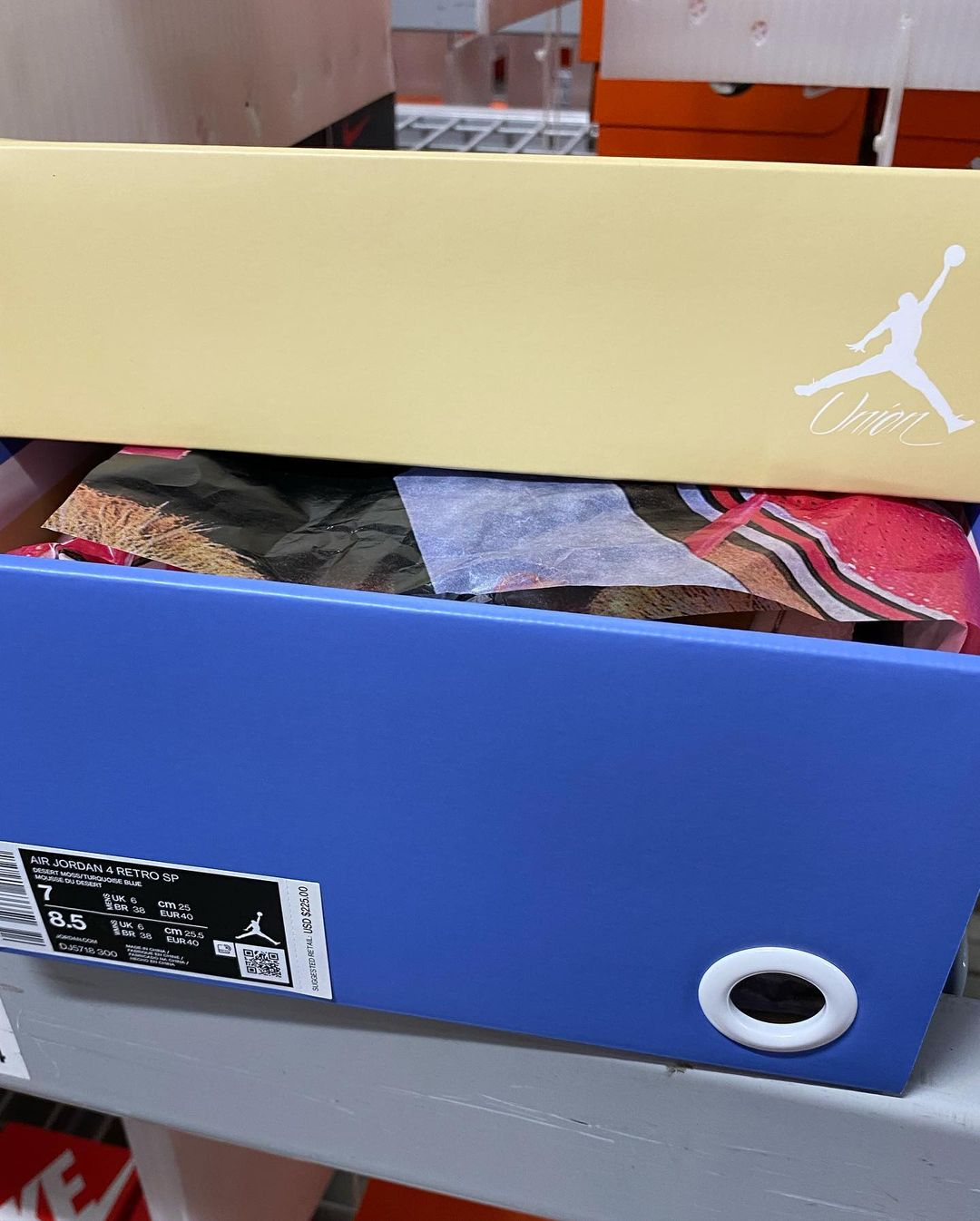 @zsneakerheadz