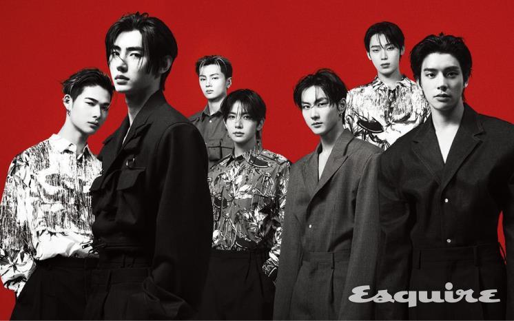 (니키) 프린지 장식 프린티드 코튼 셔츠, 울 쇼츠 모두 프라다. (성훈) 코튼 재킷, 코튼 팬츠 모두 프라다. (제이) 모헤어 울 재킷 프라다. (희승) 프린티드 코튼 셔츠, 울 쇼츠 모두 프라다. (정원) 울 재킷, 울 팬츠 모두 프라다. (선우) 프린지 장식 프린티드 코튼 셔츠 프라다. (제이크) 코튼 재킷, 코튼 팬츠 모두 프라다.