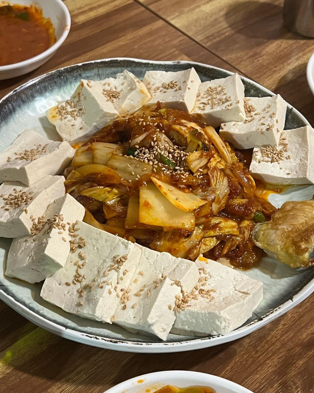 인스타그램 @azossii
