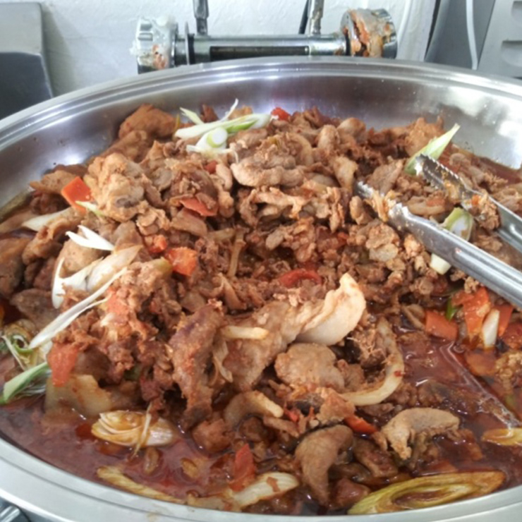 신당백반