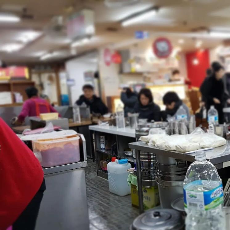 @idlinglab_eatalone