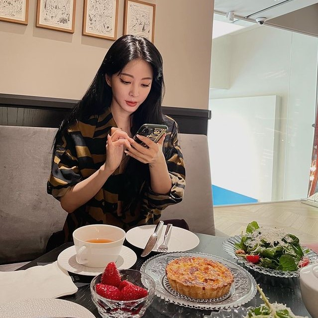 @han_ye_seul_