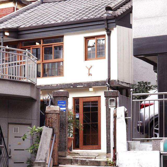 @cafe_stairs_