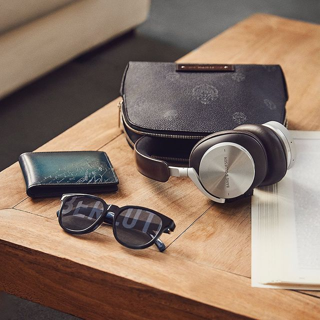 Berluti x Bangolufsen