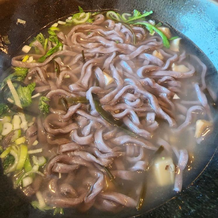 검단두손칼국수