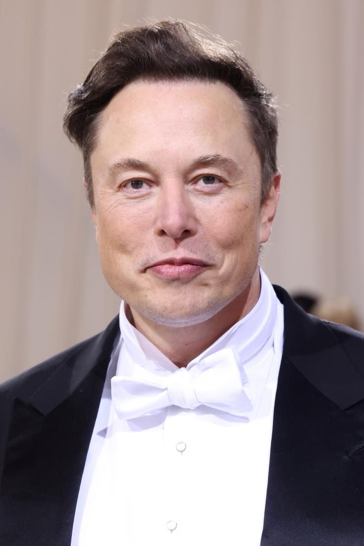 NEW YORK, NEW YORK - MAY 02: Elon Musk attends ″In America: An Anthology of Fashion,″ the 2022 Costume Institute Benefit at The Metropolitan Museum of Art on May 02, 2022 in New York City. (Photo by Taylor Hill/Getty Images)