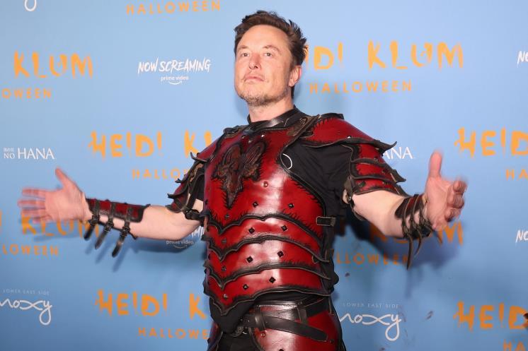 NEW YORK, NEW YORK - OCTOBER 31: Elon Musk attends Heidi Klum's 2022 Hallowe'en Party at Sake No Hana at Moxy LES on October 31, 2022 in New York City. (Photo by Taylor Hill/Getty Images)