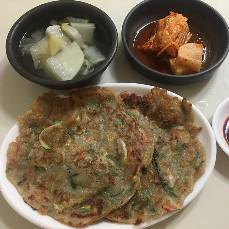 장릉보리밥집(@yami_yamyammi)