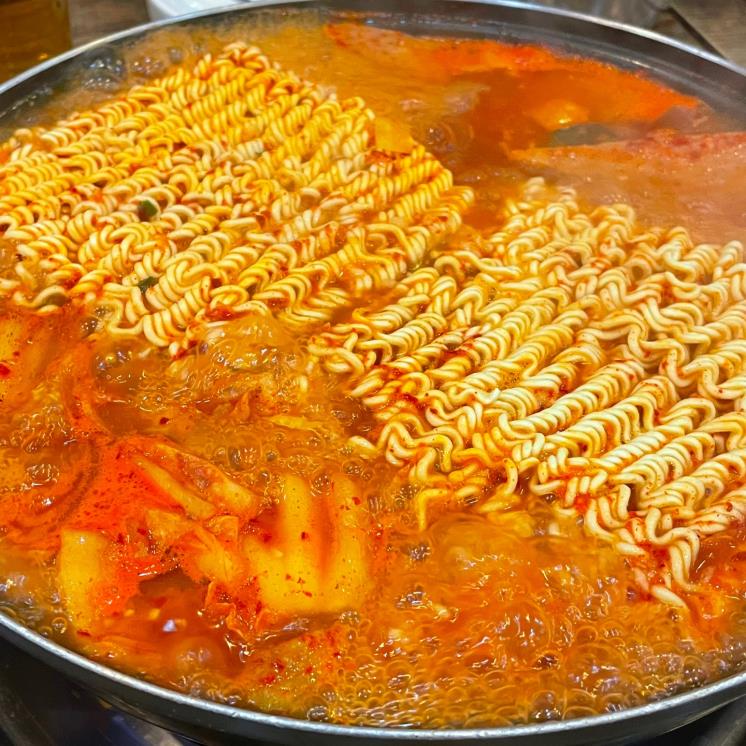 송백부대찌개