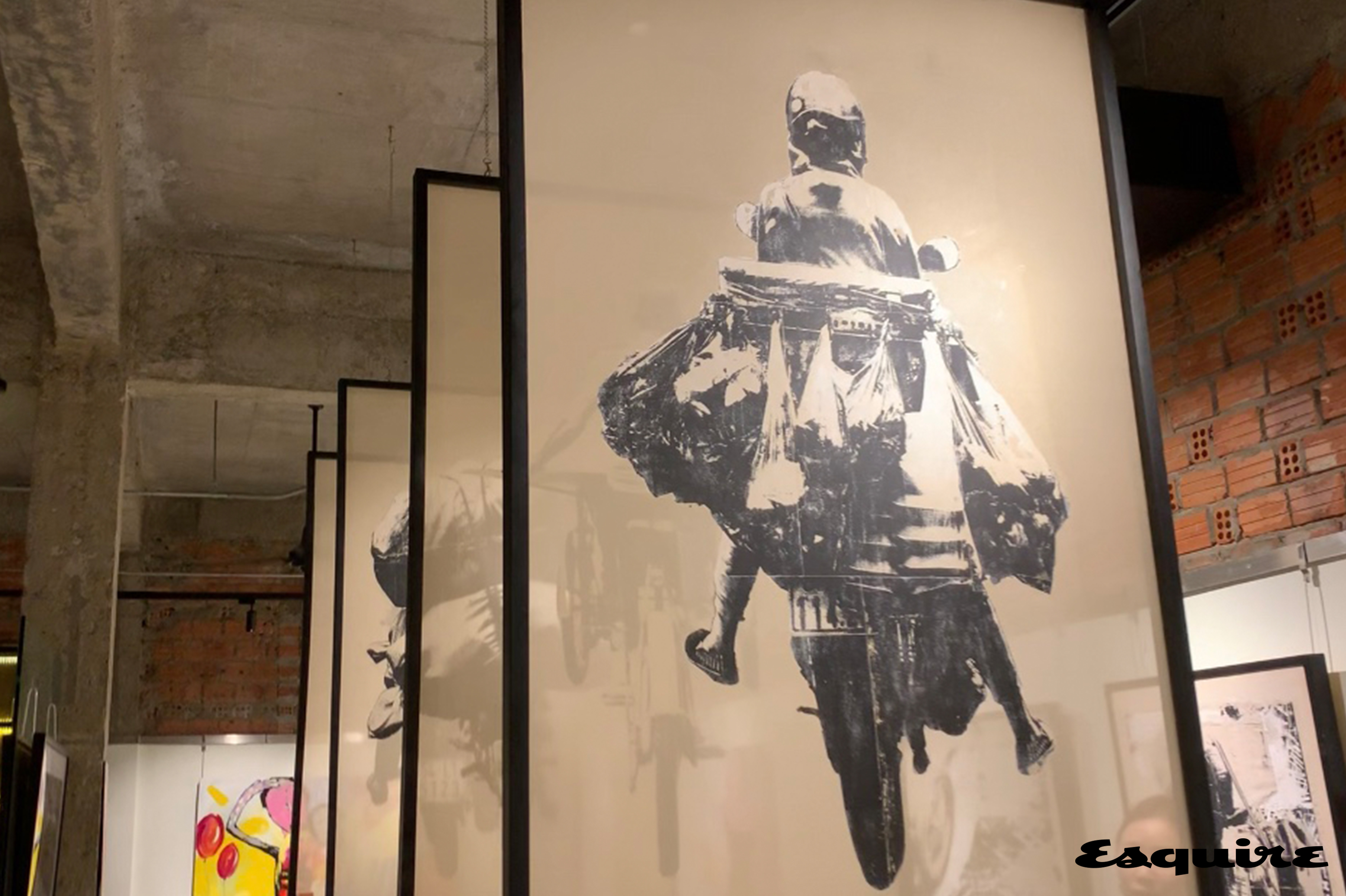 베트남의 복잡한 거리를 사진으로 표현