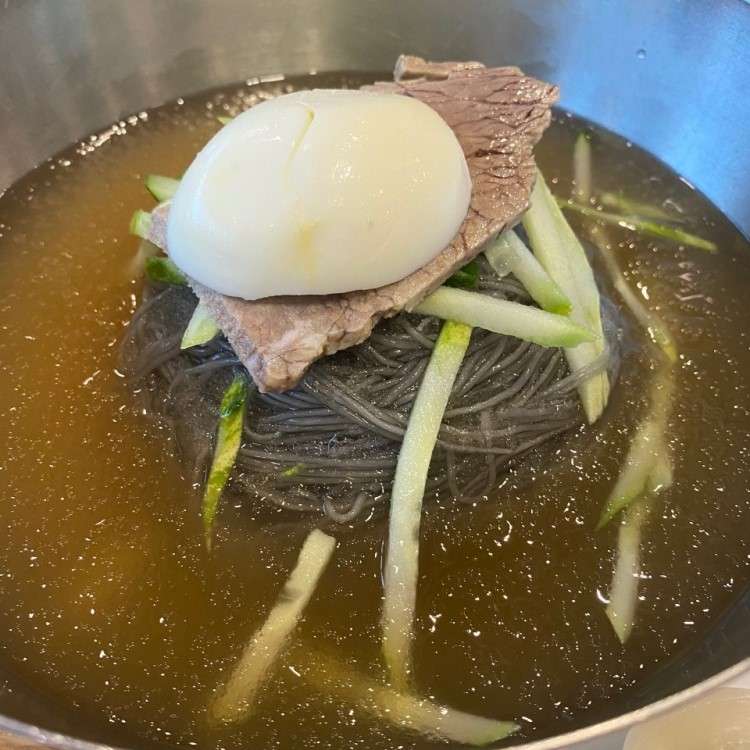 이설함흥냉면