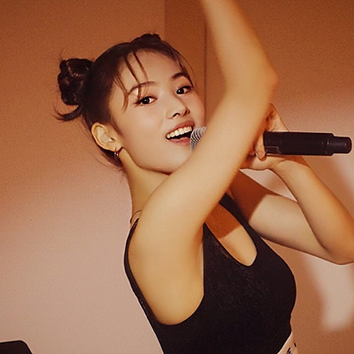 엔믹스 NMIXX 지니 @jypn_official