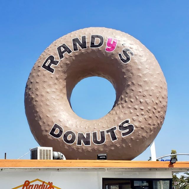 @randysdonutskr1962