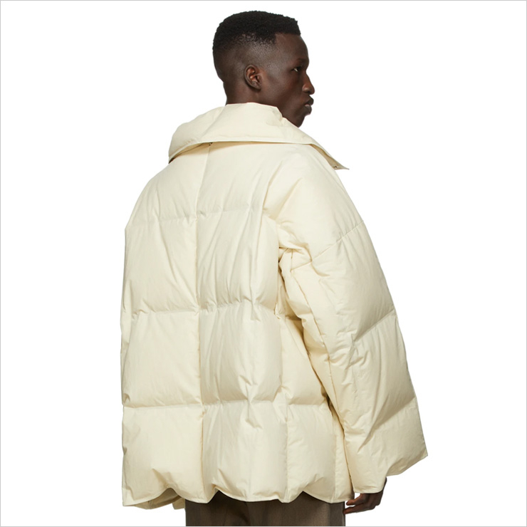 보테가 베네타 오프화이트 다운 푸퍼 자켓, $2,555 USD