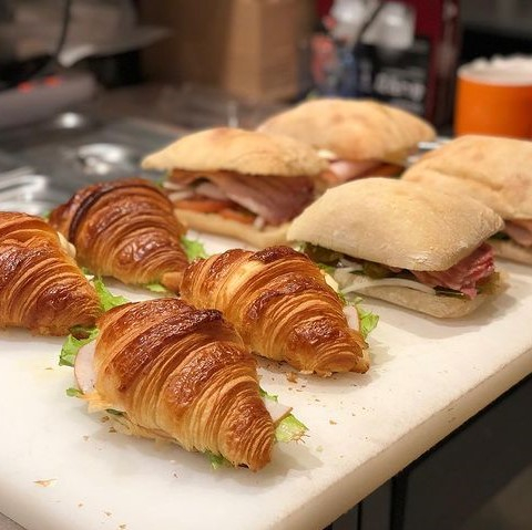 @publique__bakery