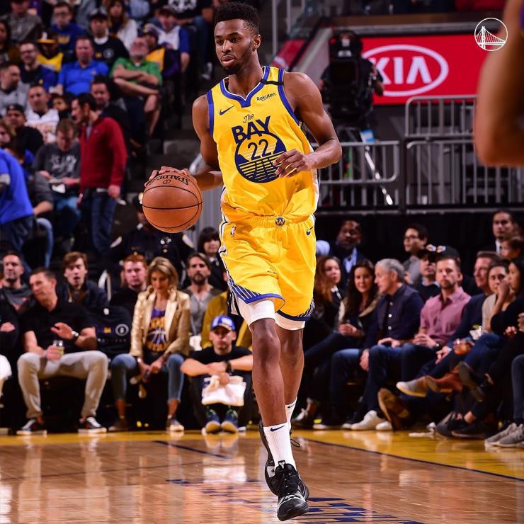 2014년 NBA 전체 드래프트 1위 앤드류 위긴스는 루키 시절 기대를 되살릴 수 있을까.