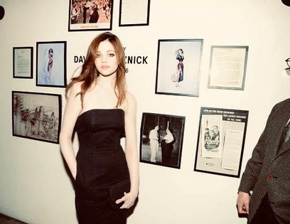 @indiaeisley