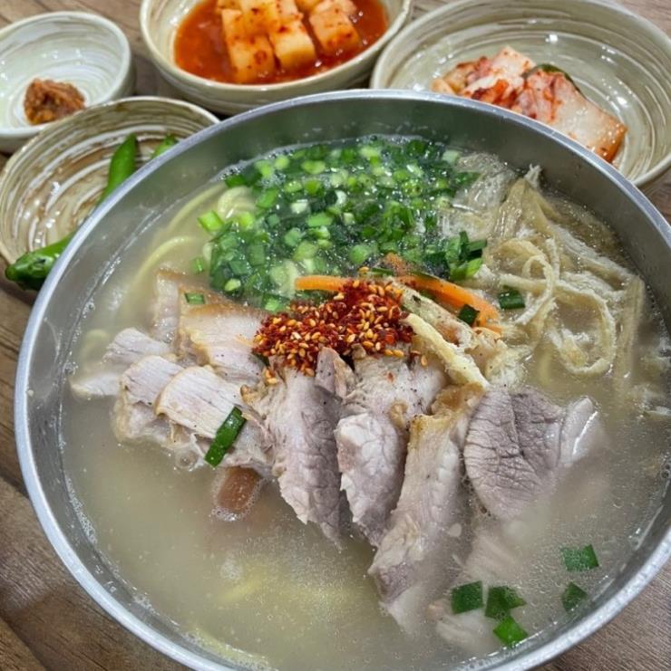 효퇴국수국밥 