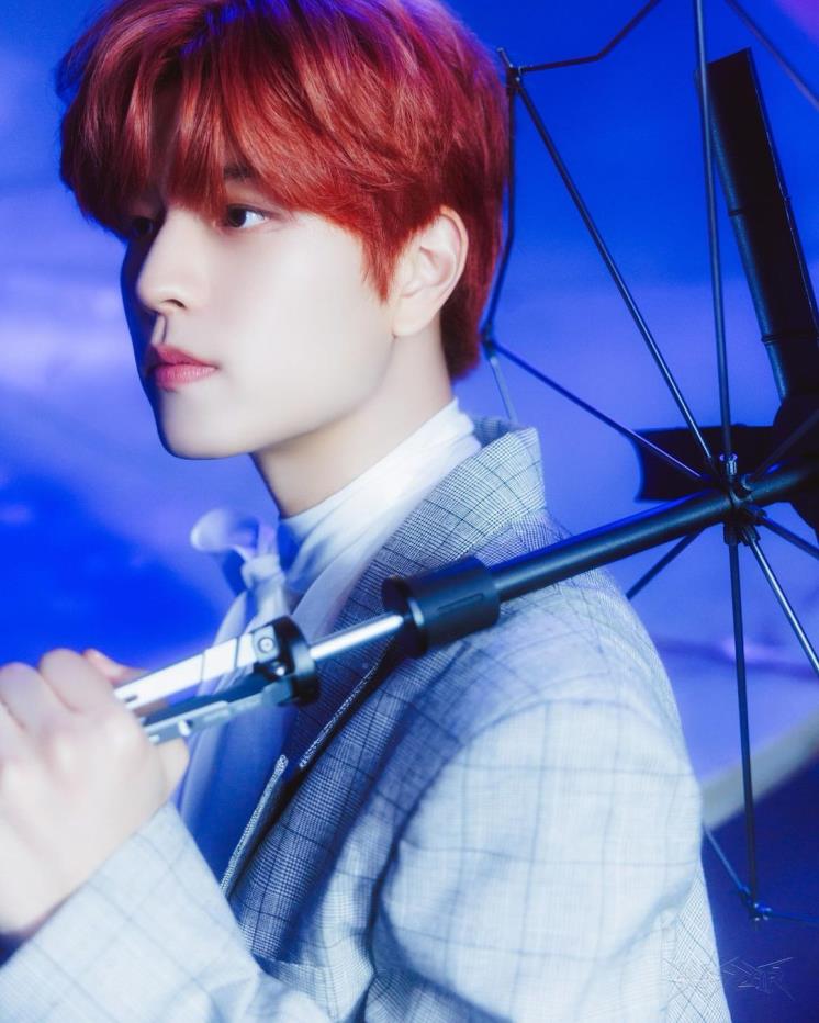 @realstraykids