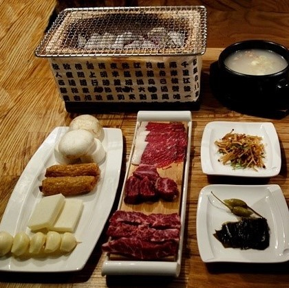 오월