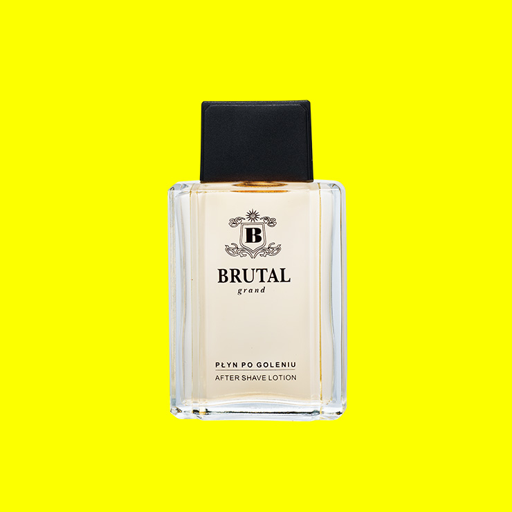 파인애플과 바닐라 향이 자연적이며 동시에 부드럽다. 애프터셰이브 스킨 100mL/2만8000원 브루털 by 크로스메드 샵.