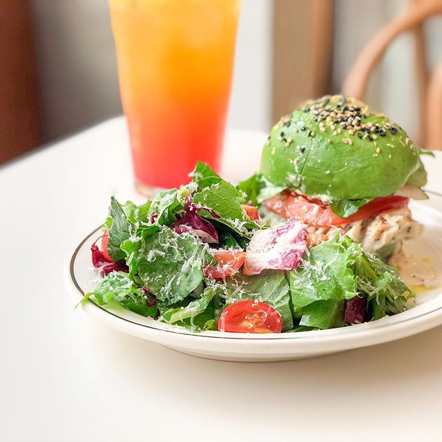 @littleneckseoul