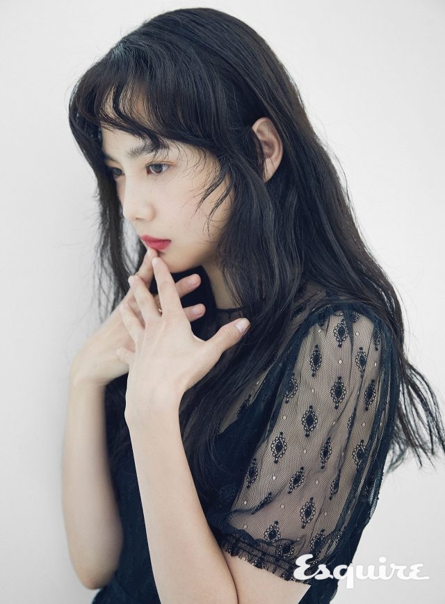 시스루 드레스 마쥬 by네타포르테. 골드 링 넘버링.