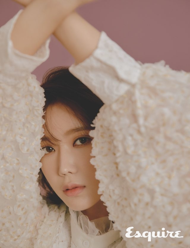 퍼프 소매 블라우스 YCH.