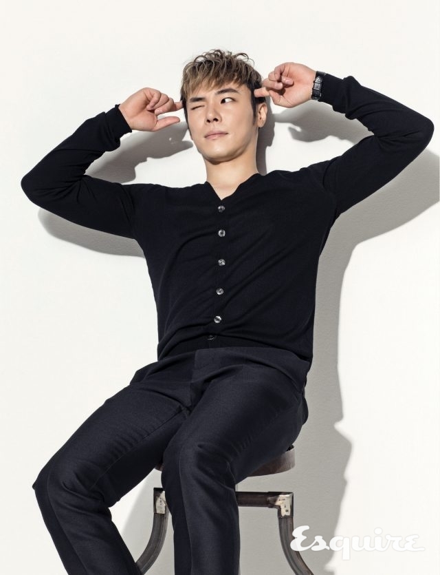 휘성을 살게 한 건 노래다 - Esquire Korea 2016년 9월호