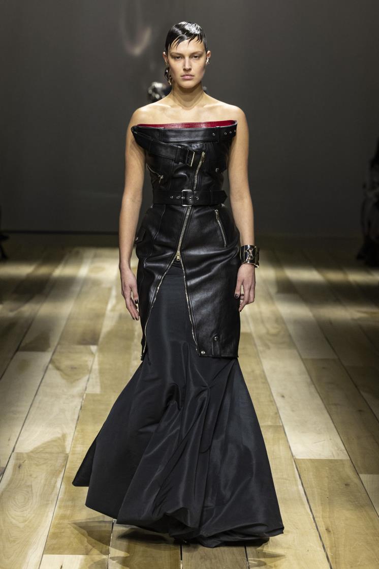 @AlexanderMcQueen