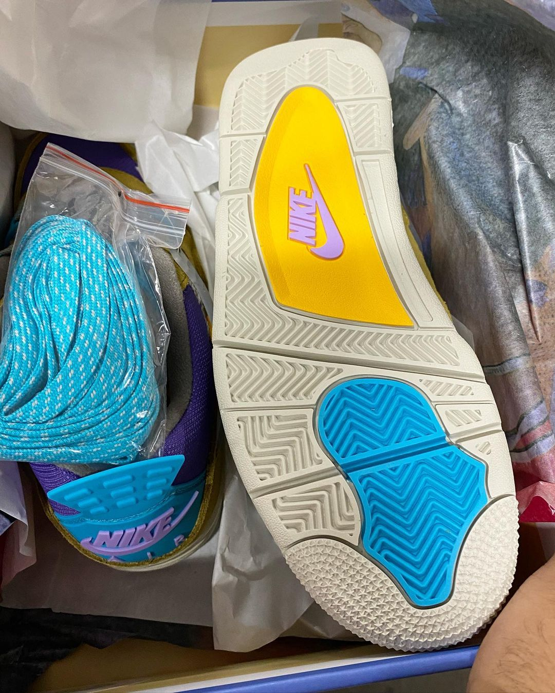 @zsneakerheadz