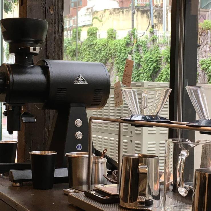 @peer_coffee_roasters