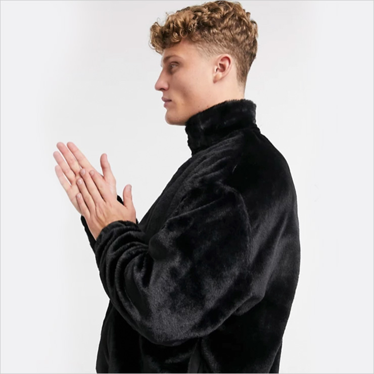 아소스 oversized faux fur sweatshirt with high neck & half zip in black, $60.01 USD