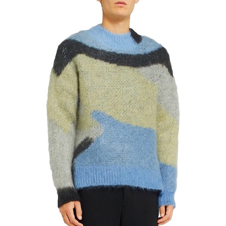 Pullover, $460 USD