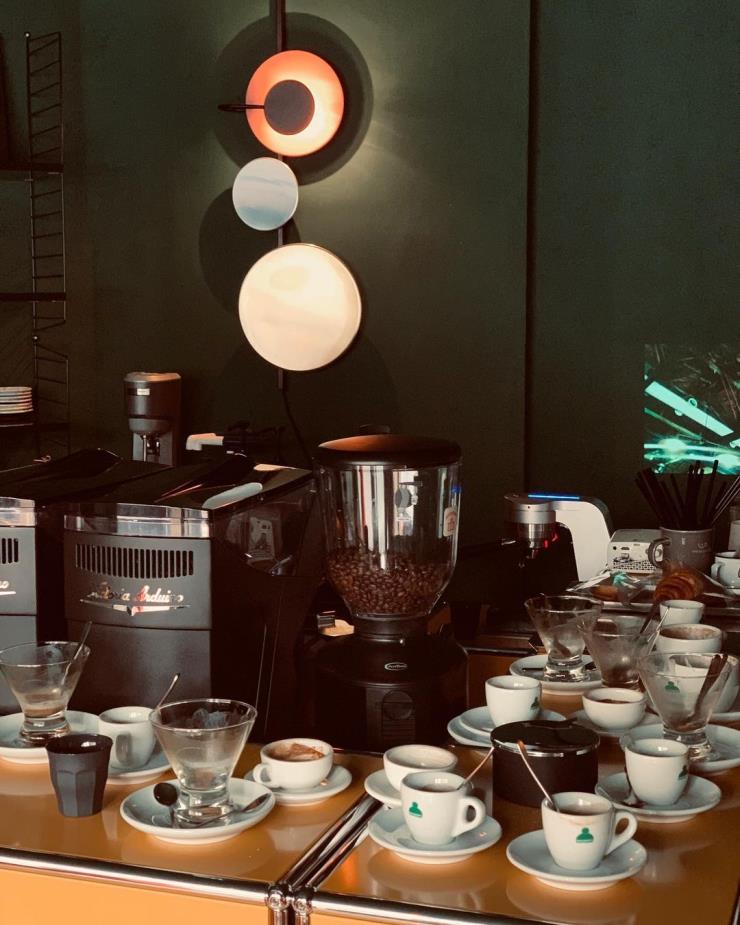 바마셀 @bamaself_coffee