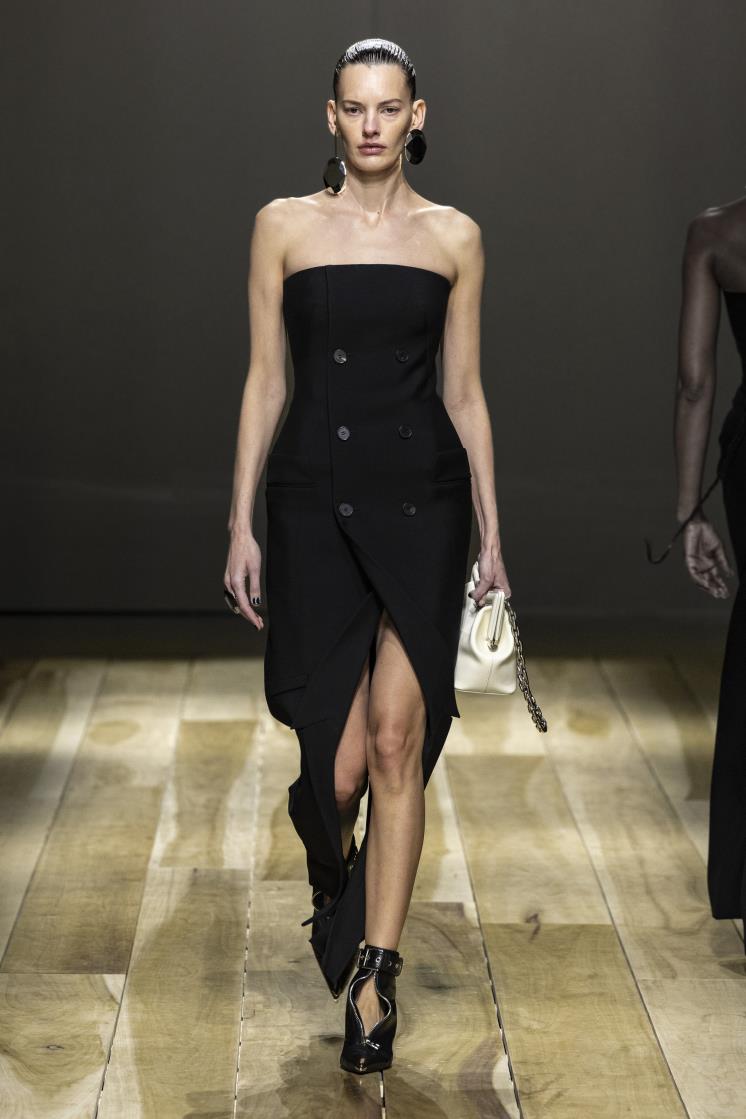 @AlexanderMcQueen