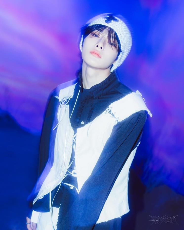 @realstraykids