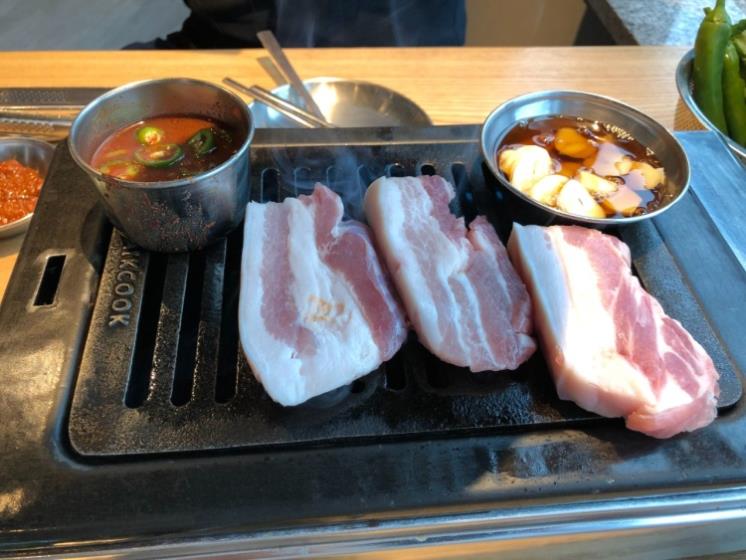 다다익고정육점식당