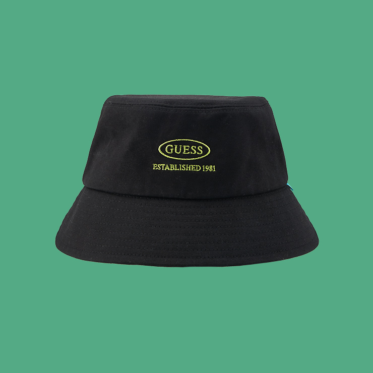 블랙 버킷 해트 3만8000원 게스.