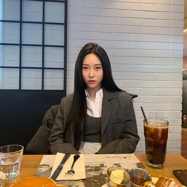 로잘린 인스타그램 @rozallllll