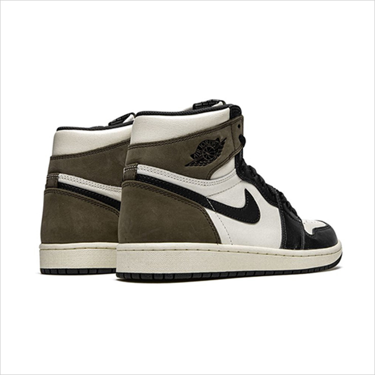 조던 에어 조던 10 레트로 다크 모카 스니커즈, $439 USD