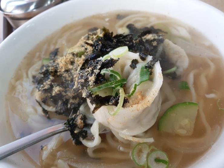 홍칼국수