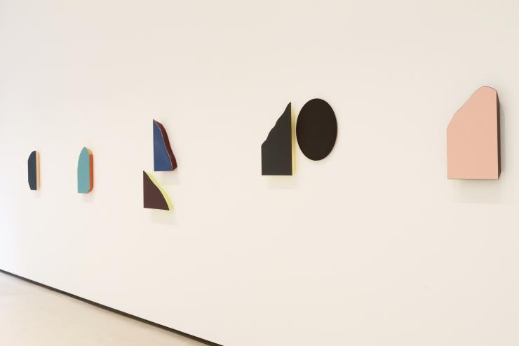 이정배, 평평한 돌기 Flat protrusion, installation view, GOODSPACE, 2020