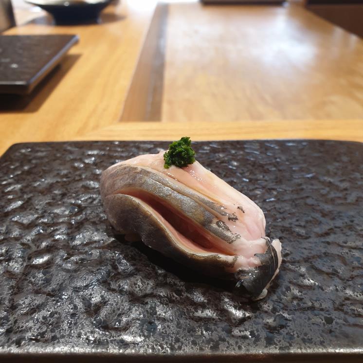 스시 오오모토