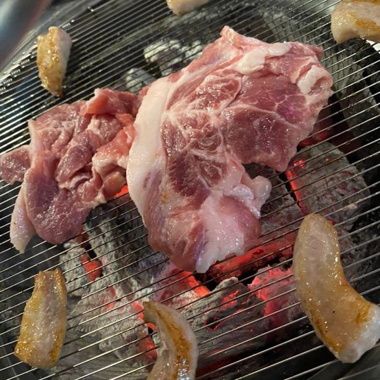 빽돈 @hoxy.eat