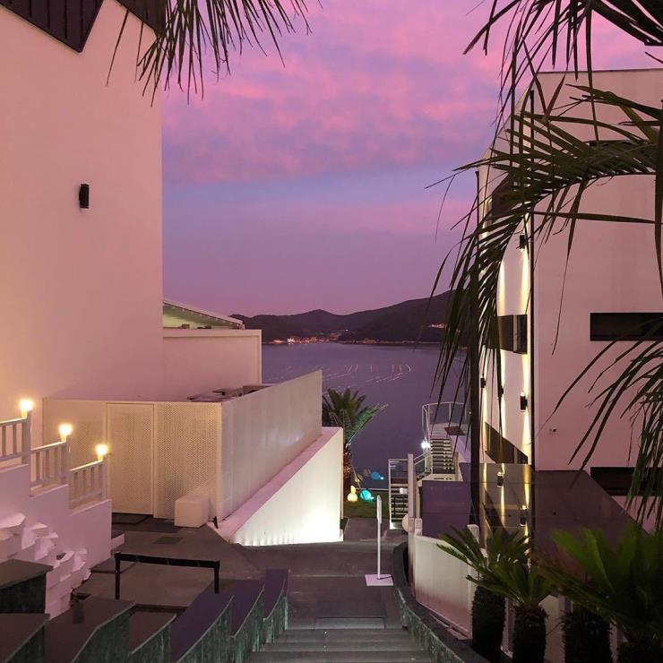 @legrandbleuresort